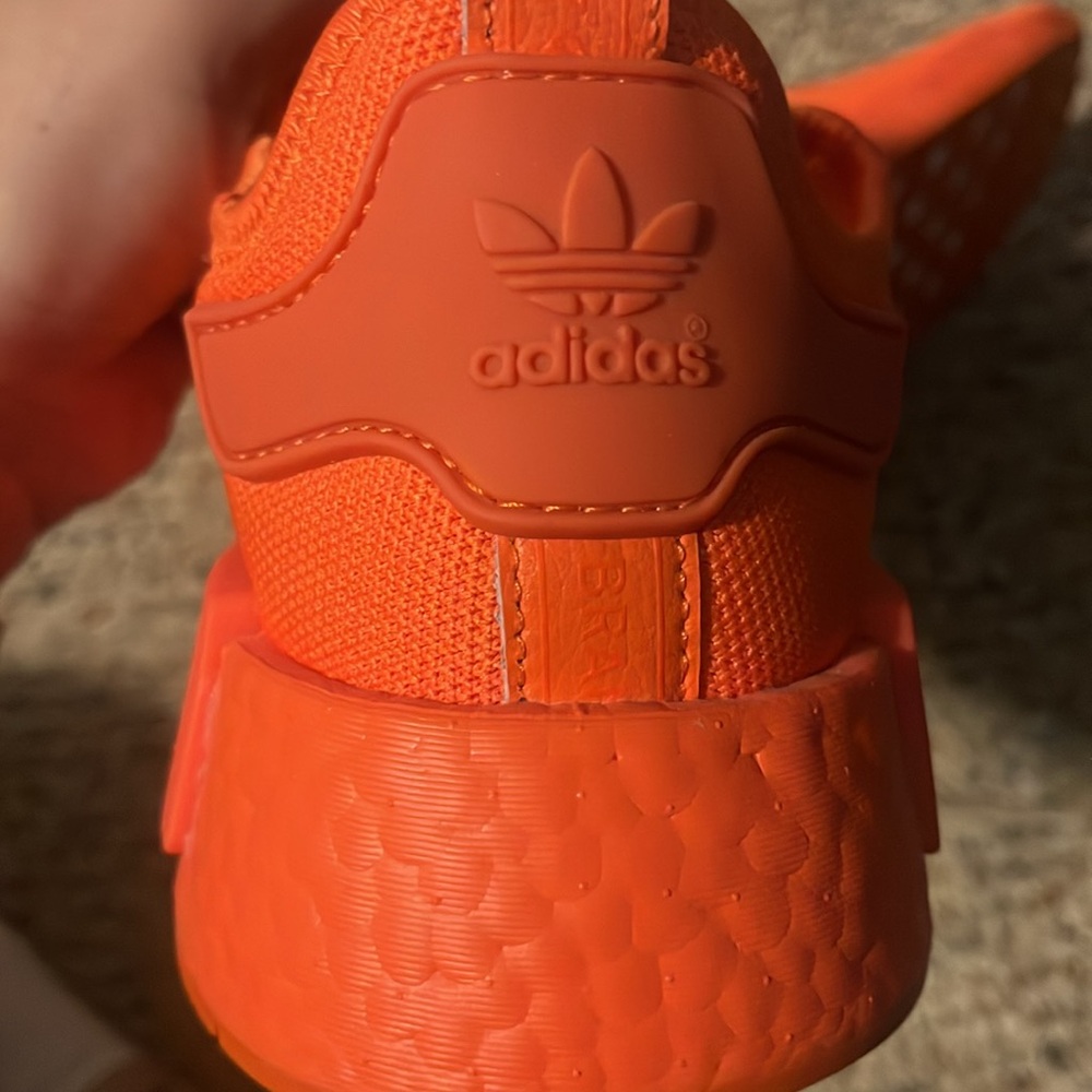 Adidas - Picture 3 of 5